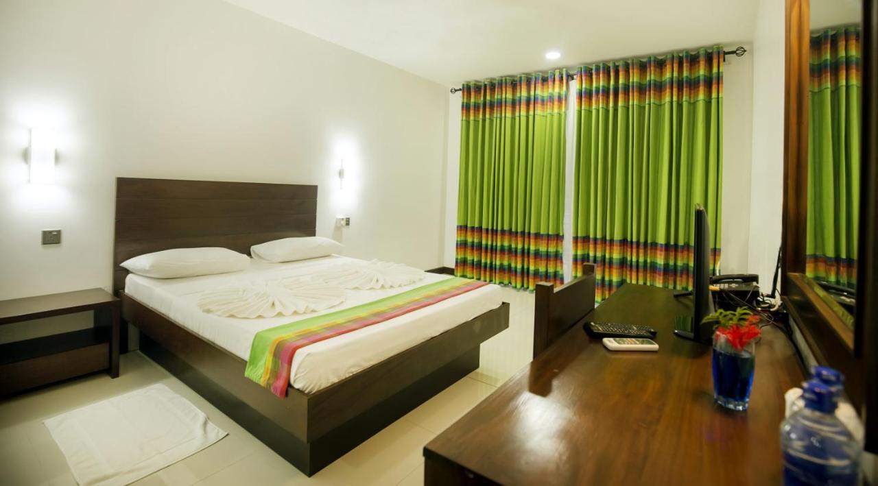 Lavendish Wild Safari Hotel Wasgamuwa Buitenkant foto