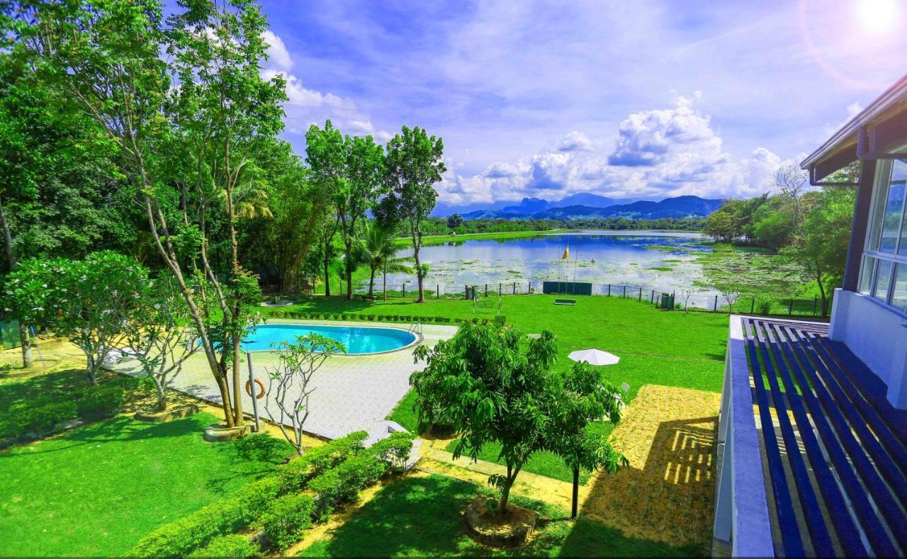 Lavendish Wild Safari Hotel Wasgamuwa Buitenkant foto