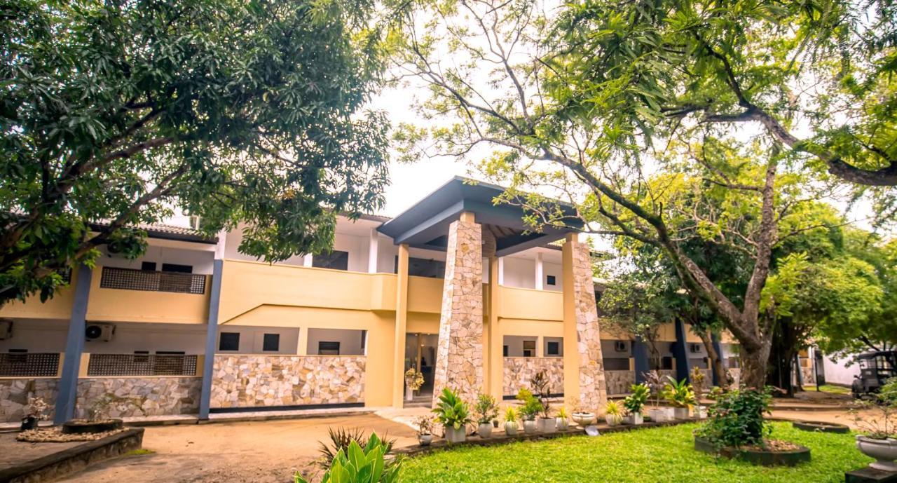 Lavendish Wild Safari Hotel Wasgamuwa Buitenkant foto